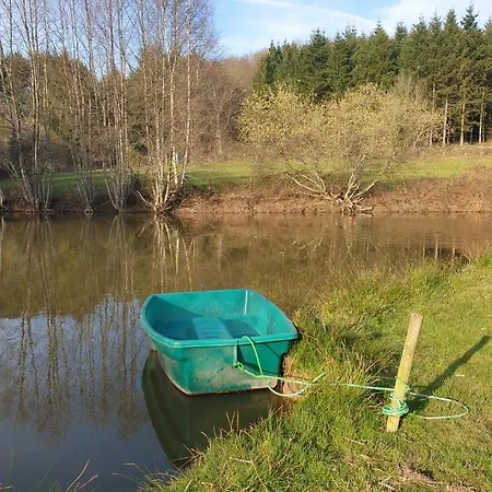 Wildberry Glamping Luxe tent Orgères-la-Roche