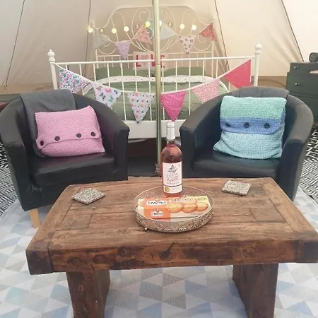 Wildberry Glamping * Orgères-la-Roche